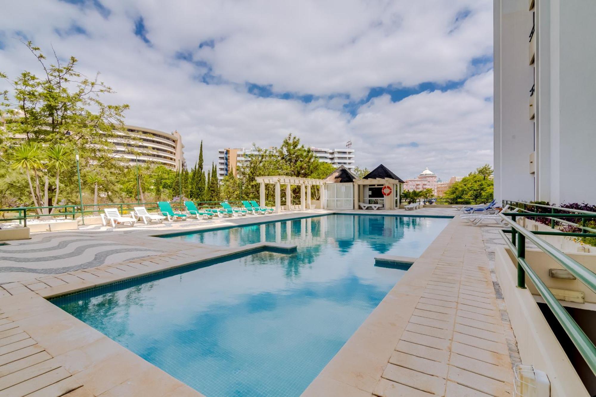 Talia XI - Pool Near The Beach - Vilamoura Exteriör bild